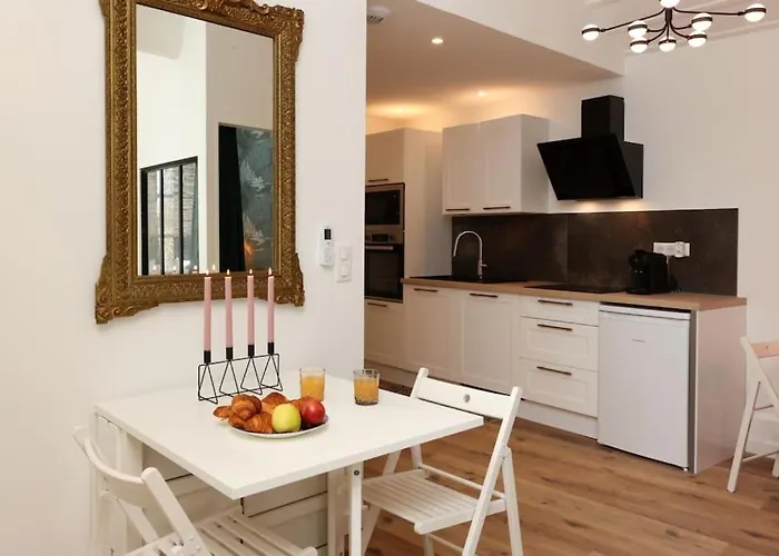 Apartament La Demeure Du Chevalier D'argent- Parking Gratuit *